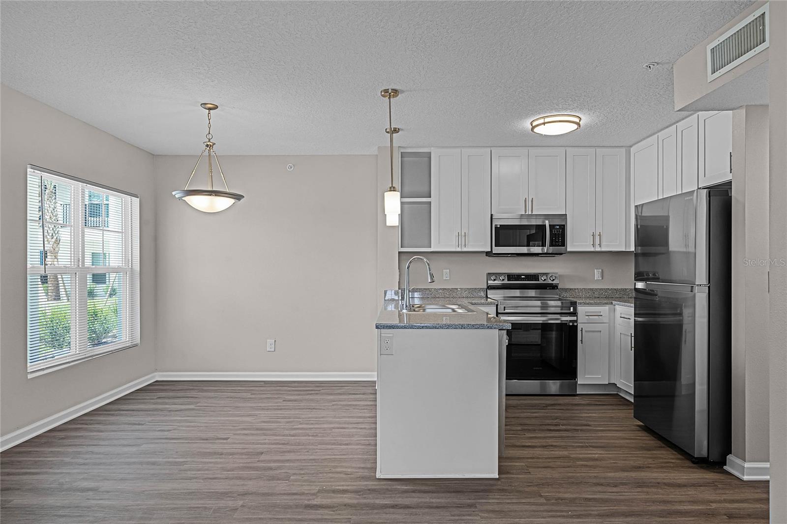 Image 7 of 20 For 1974 Goldenrod Road Road 302