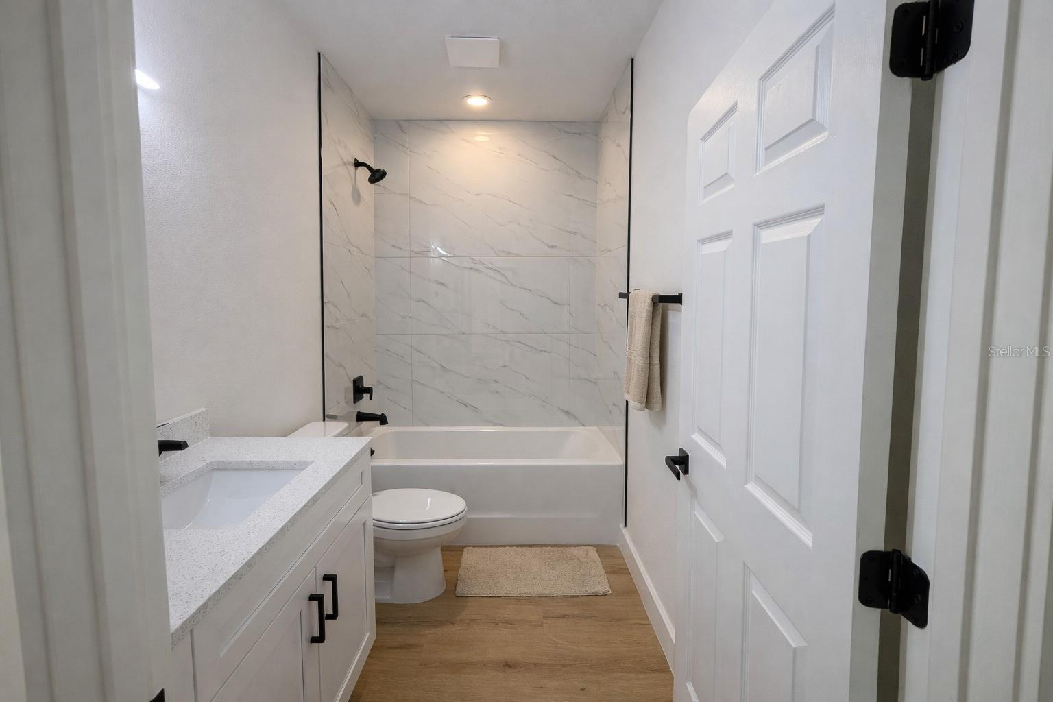 Image 17 of 22 For 3566 Hayward Lane