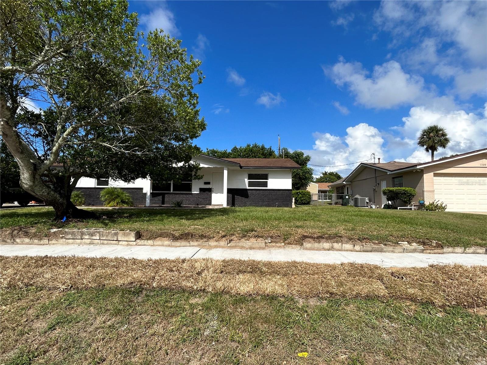 Details for 1315 Laurel Drive, DAYTONA BEACH, FL 32117