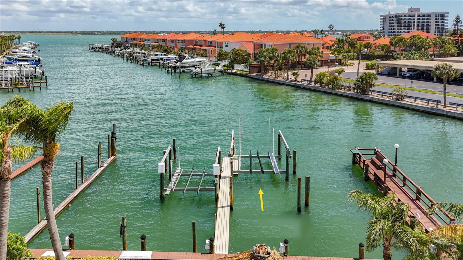 Image 2 of 25 For 1581 Gulf Boulevard 102n