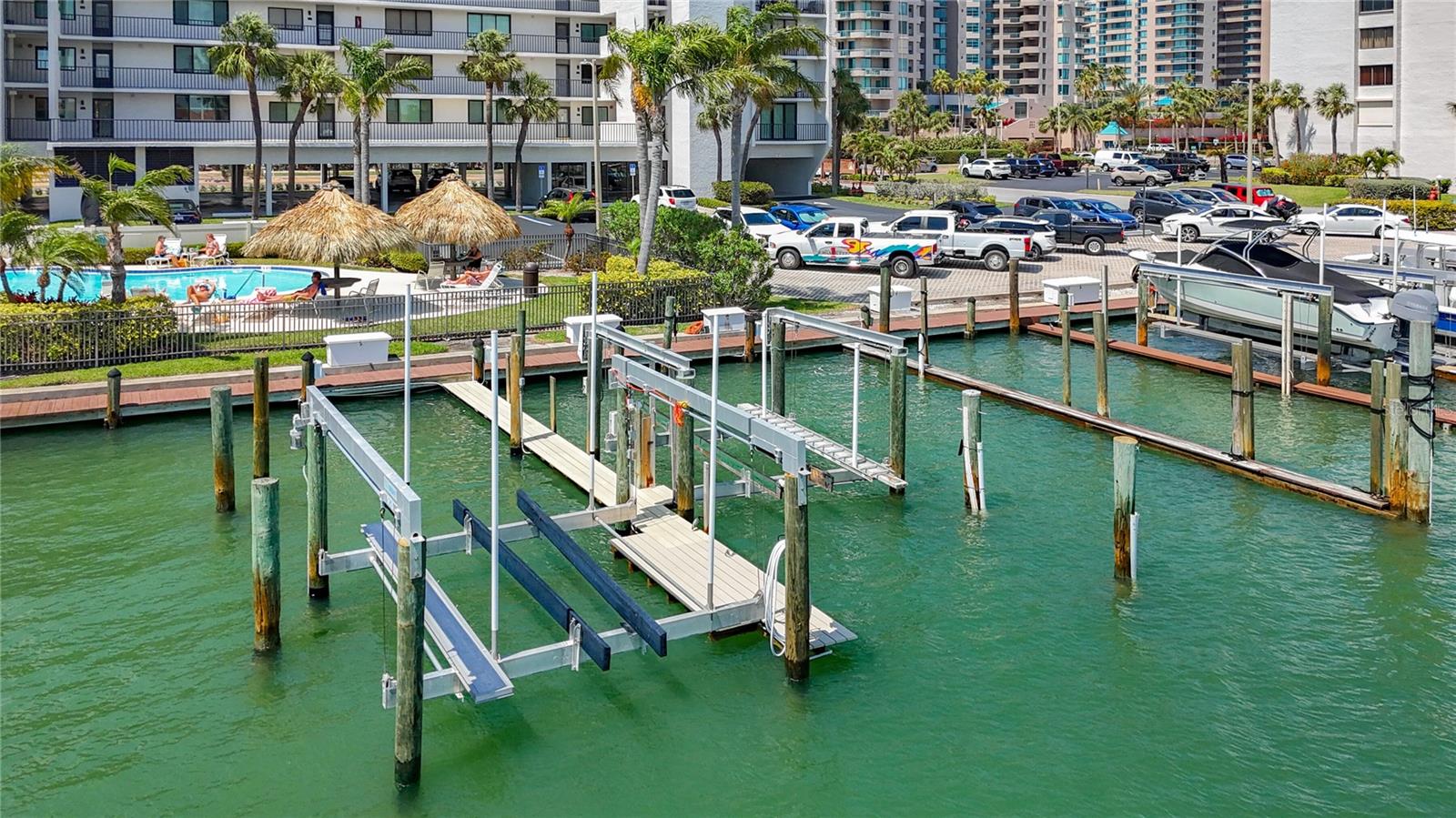 Image 21 of 25 For 1581 Gulf Boulevard 102n