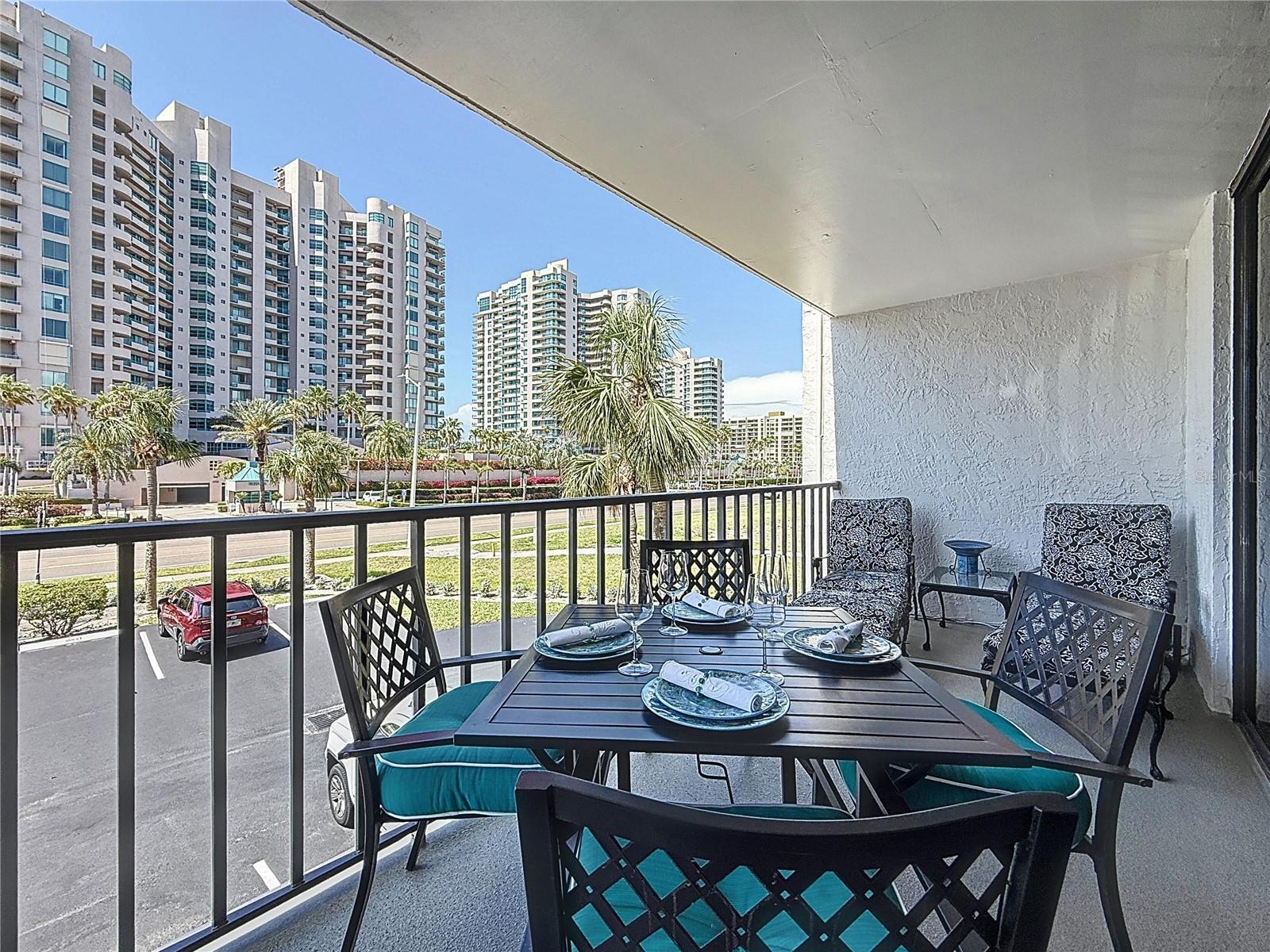 Image 4 of 25 For 1581 Gulf Boulevard 102n