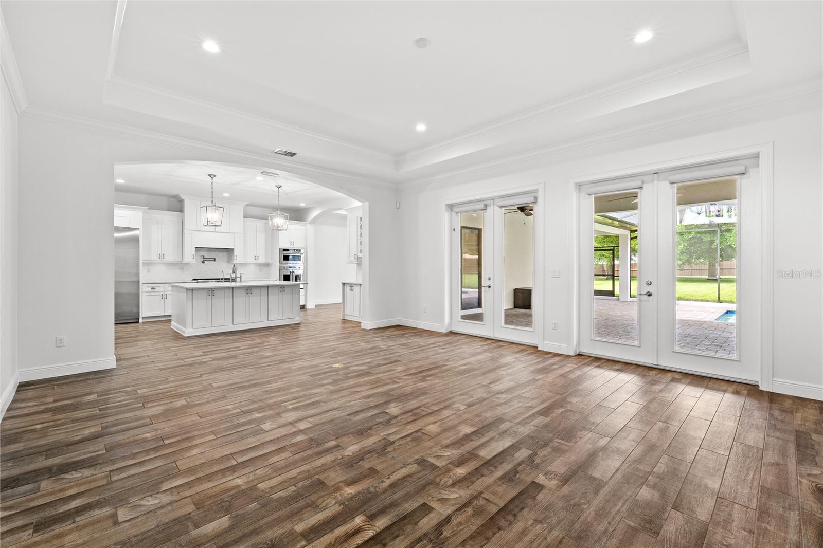 Image 12 of 41 For 1420 Dingens Avenue