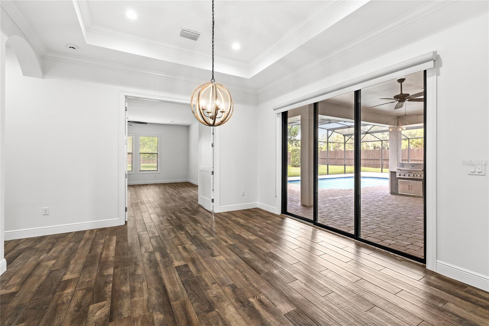 Image 15 of 41 For 1420 Dingens Avenue