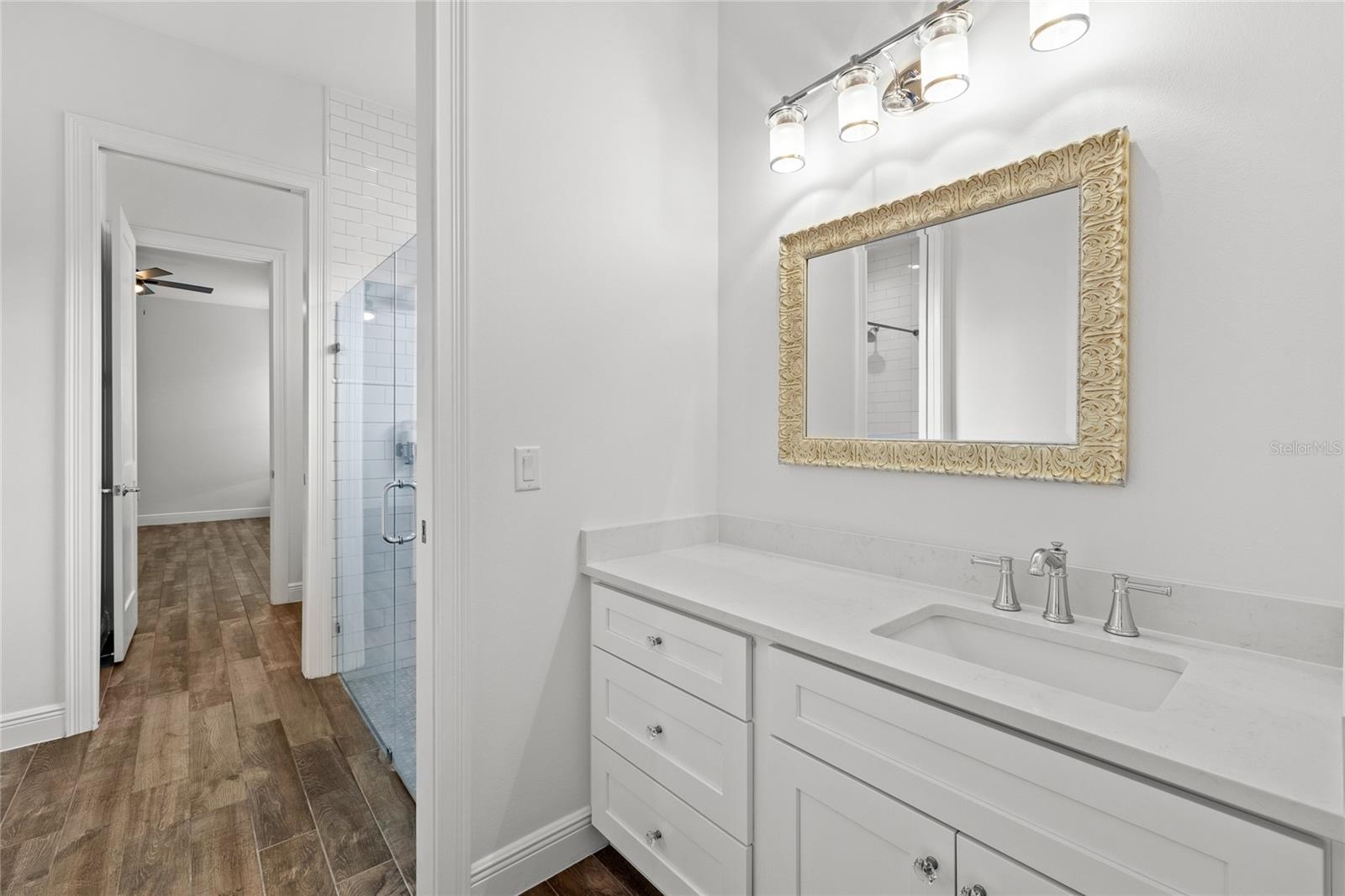 Image 20 of 41 For 1420 Dingens Avenue