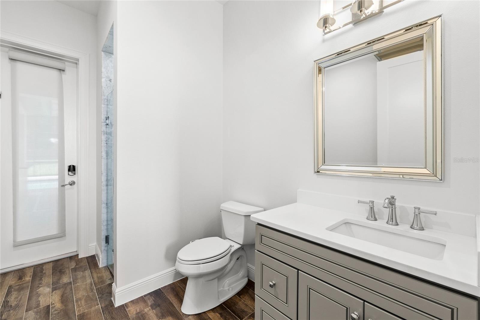 Image 29 of 41 For 1420 Dingens Avenue