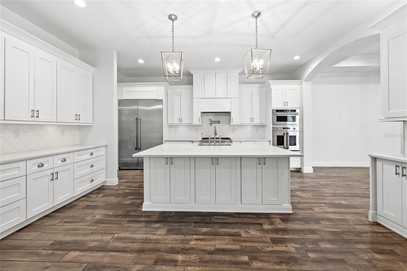 Image 3 of 41 For 1420 Dingens Avenue