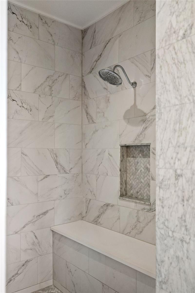 Image 36 of 41 For 1420 Dingens Avenue