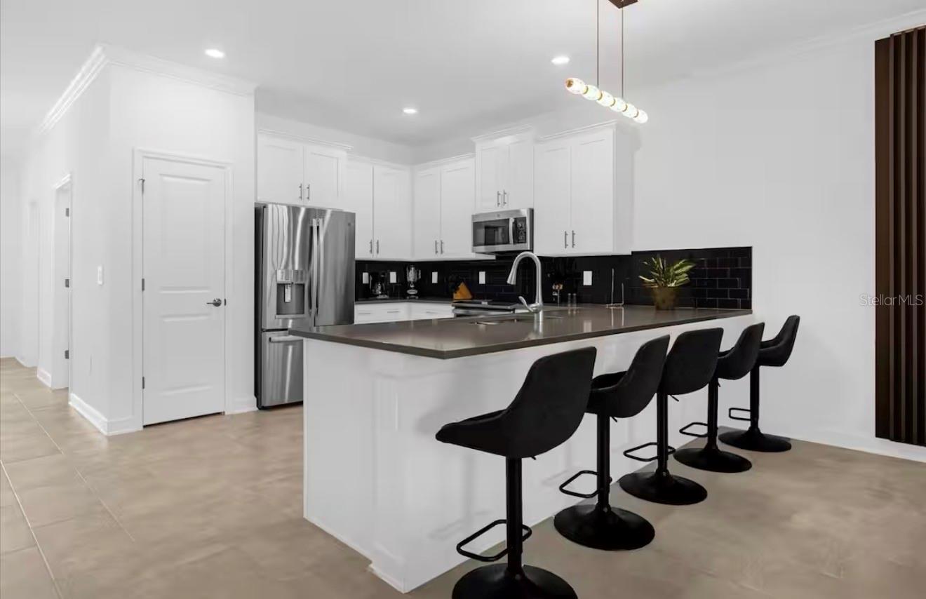 Image 12 of 83 For 2992 Penelope Loop