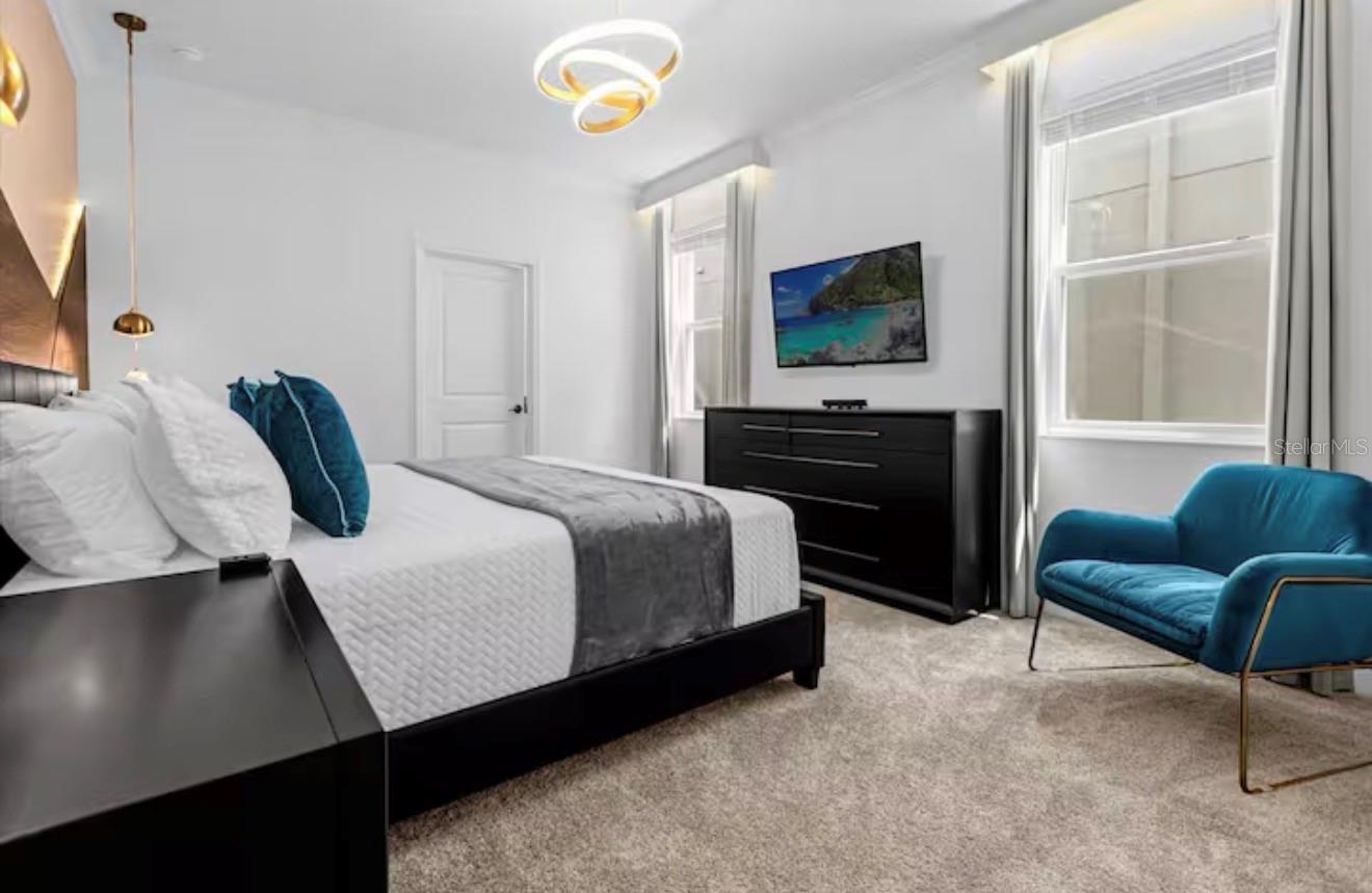 Image 24 of 83 For 2992 Penelope Loop