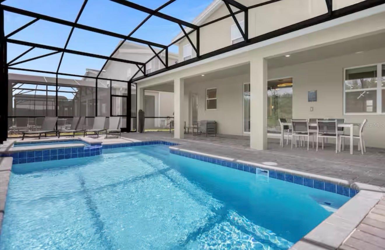 Image 3 of 83 For 2992 Penelope Loop