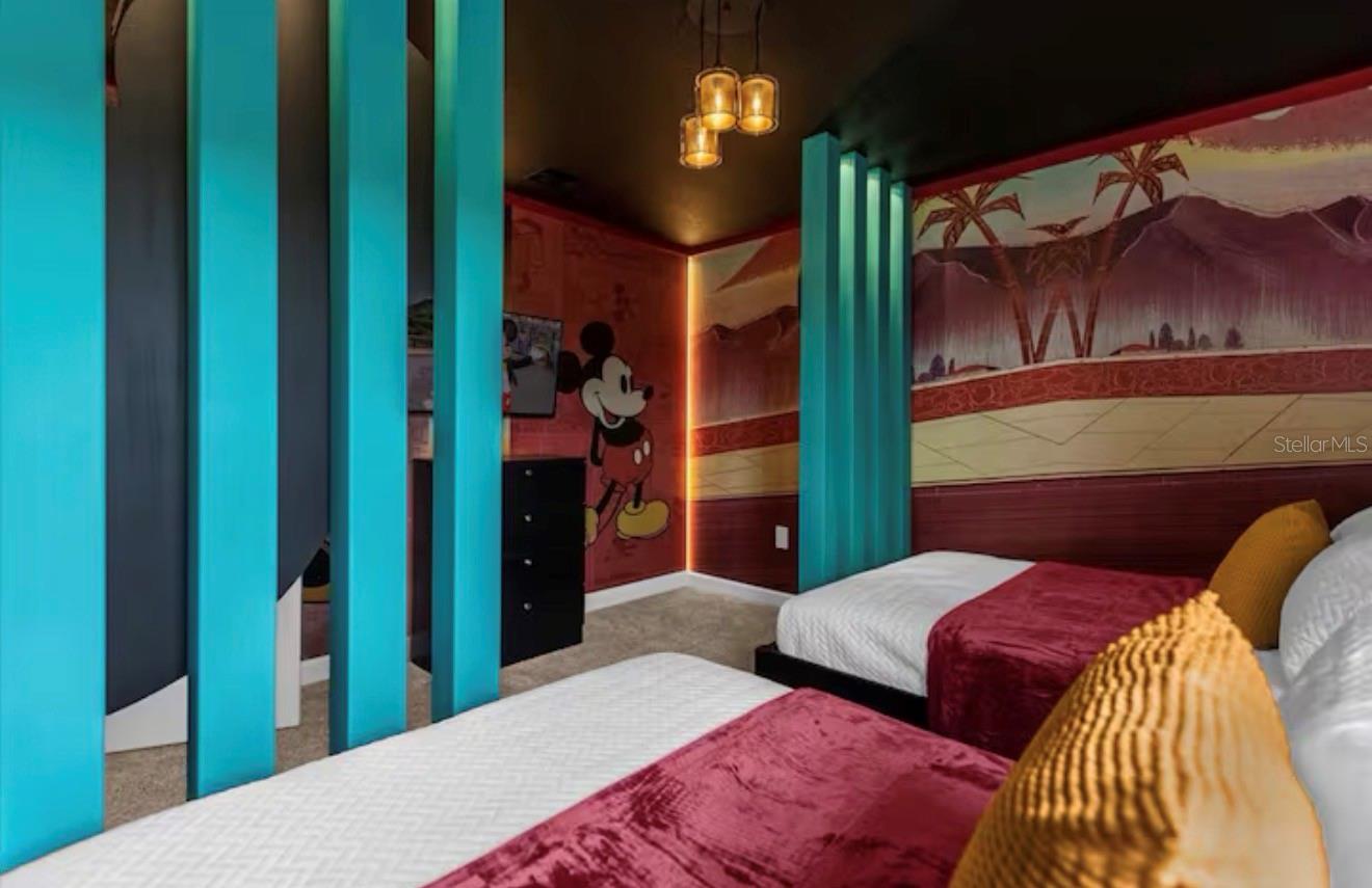 Image 34 of 83 For 2992 Penelope Loop