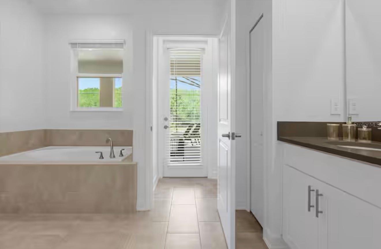 Image 55 of 83 For 2992 Penelope Loop