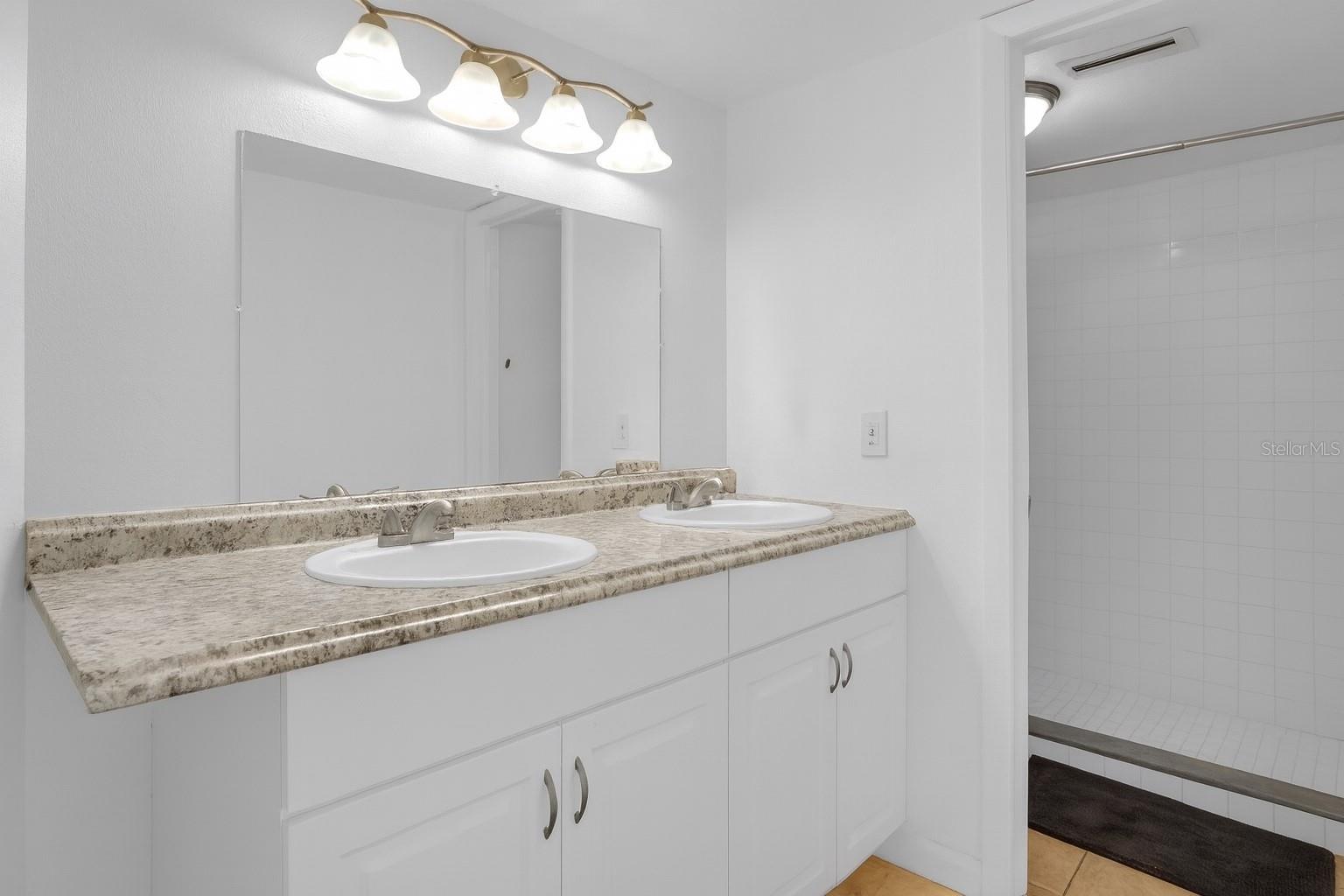 Image 12 of 24 For 2604 Lemon Tree Lane C