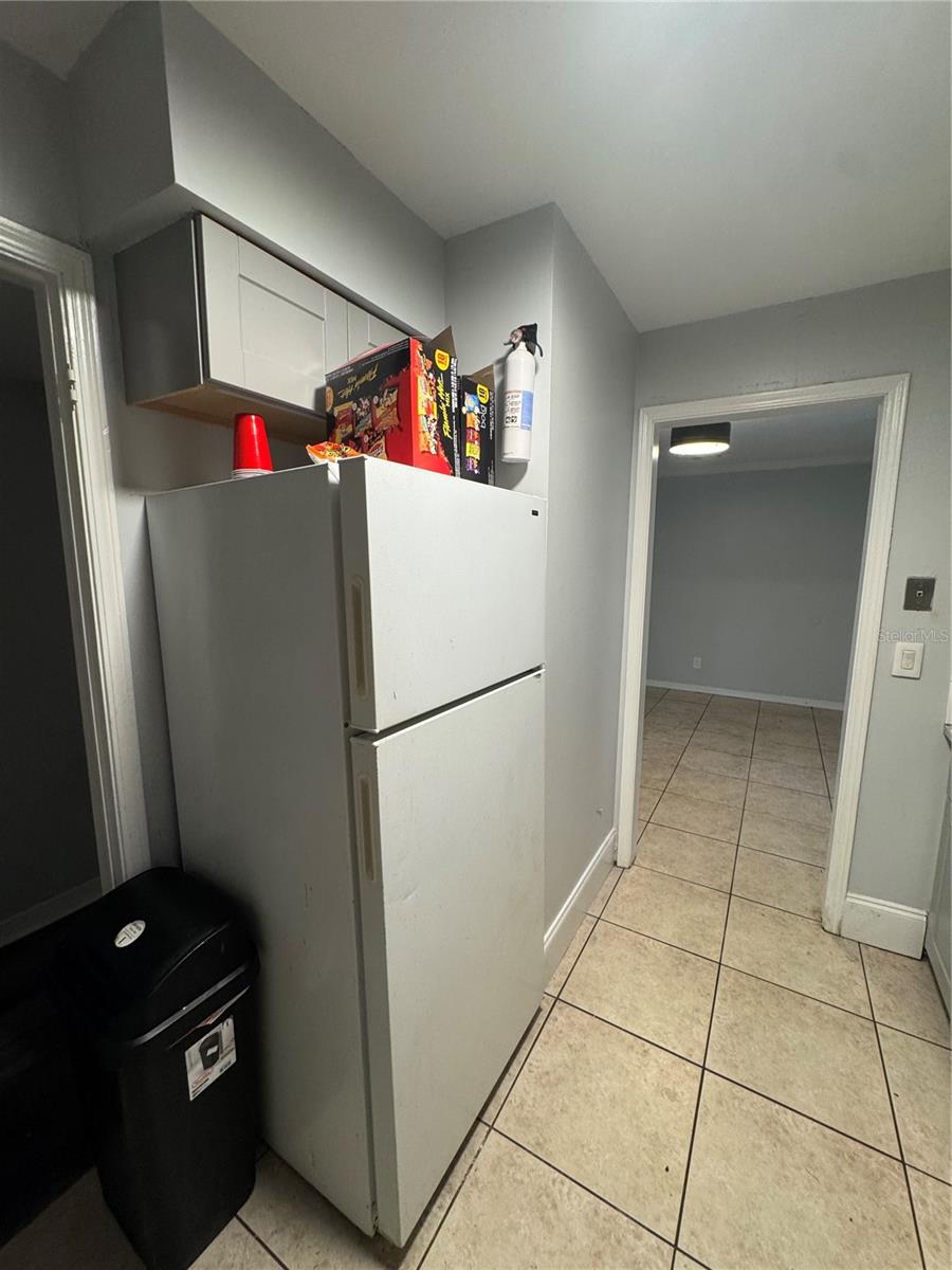 Image 6 of 17 For 1748 El Camino Road 1