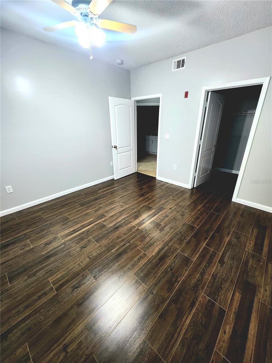 Image 17 of 42 For 12204 Wild Iris Way 109