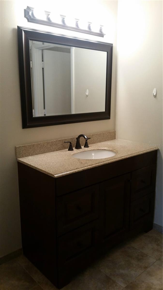 Image 12 of 15 For 486 Pin Oak Place 108