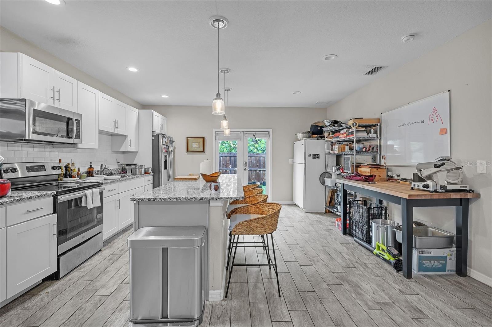 Image 15 of 31 For 3610 Tampa Street