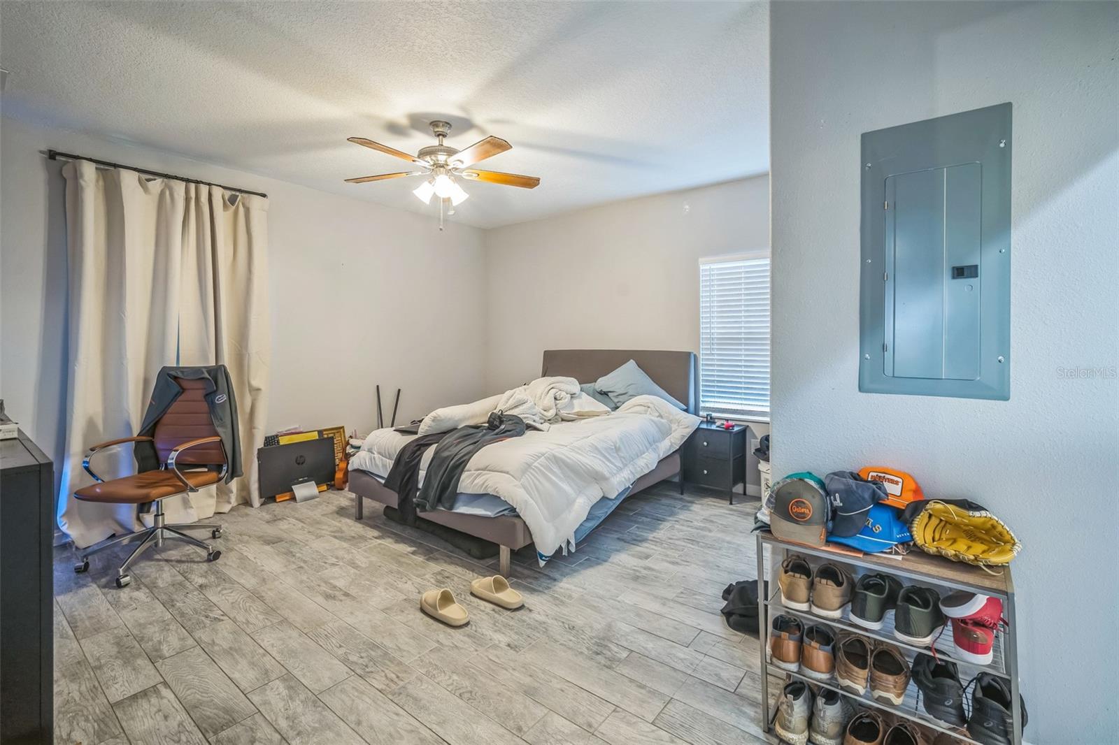 Image 22 of 31 For 3610 Tampa Street