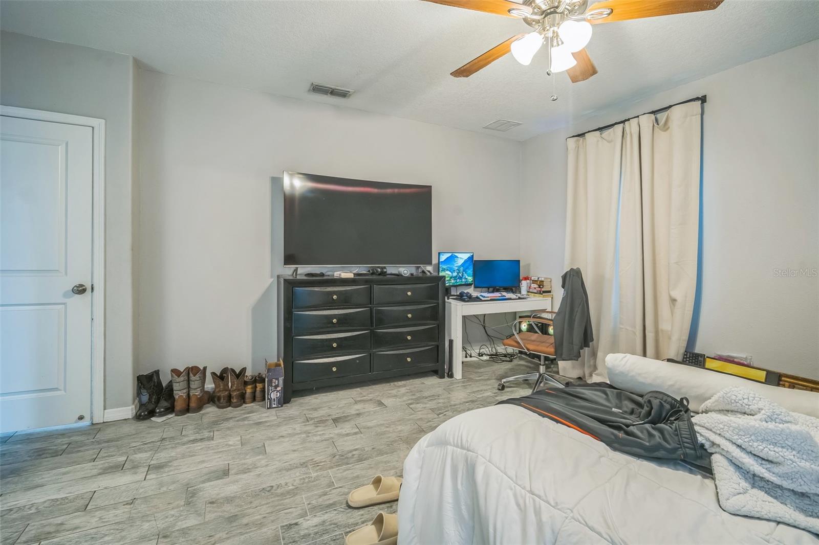 Image 24 of 31 For 3610 Tampa Street