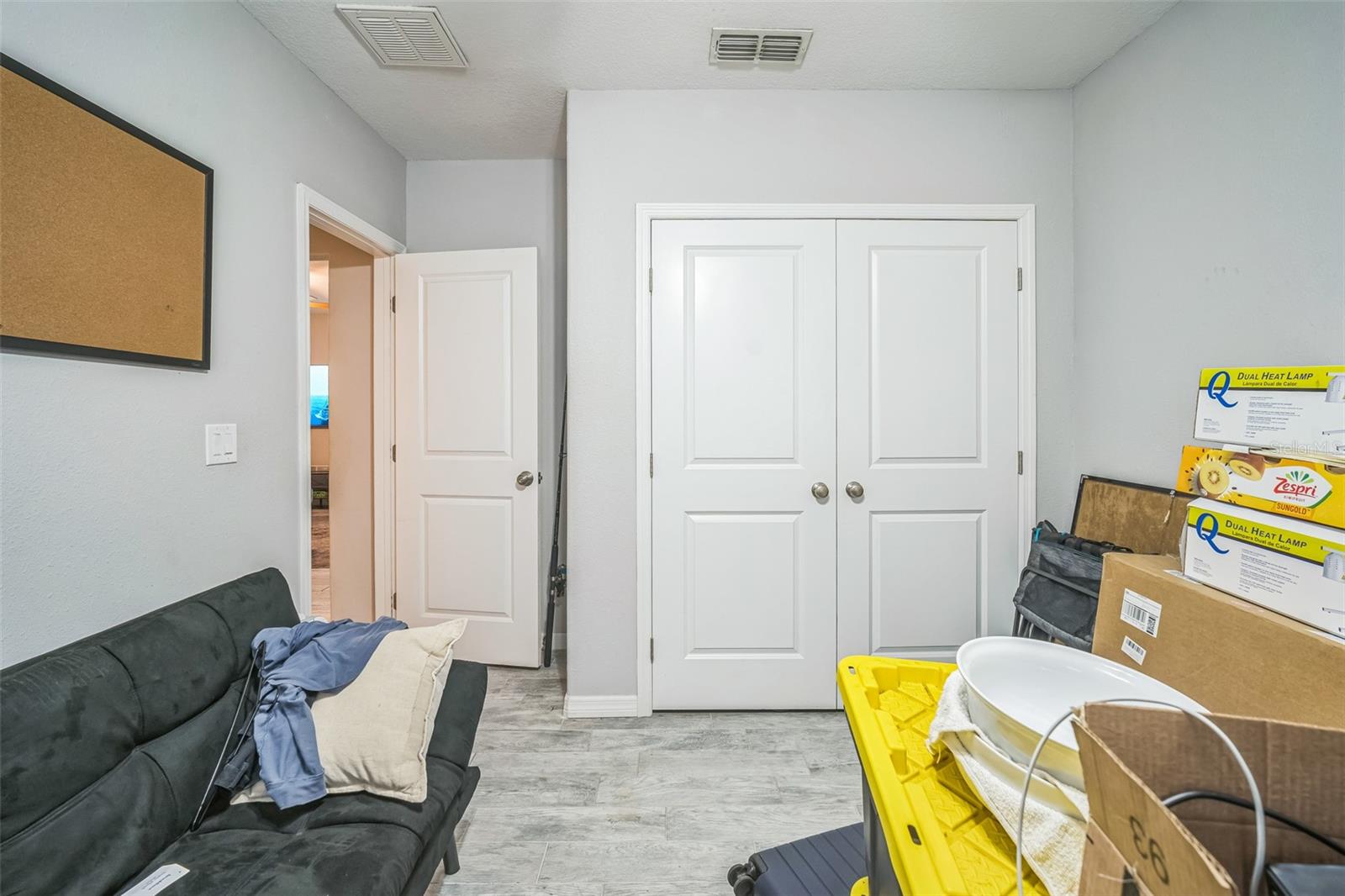 Image 9 of 31 For 3610 Tampa Street