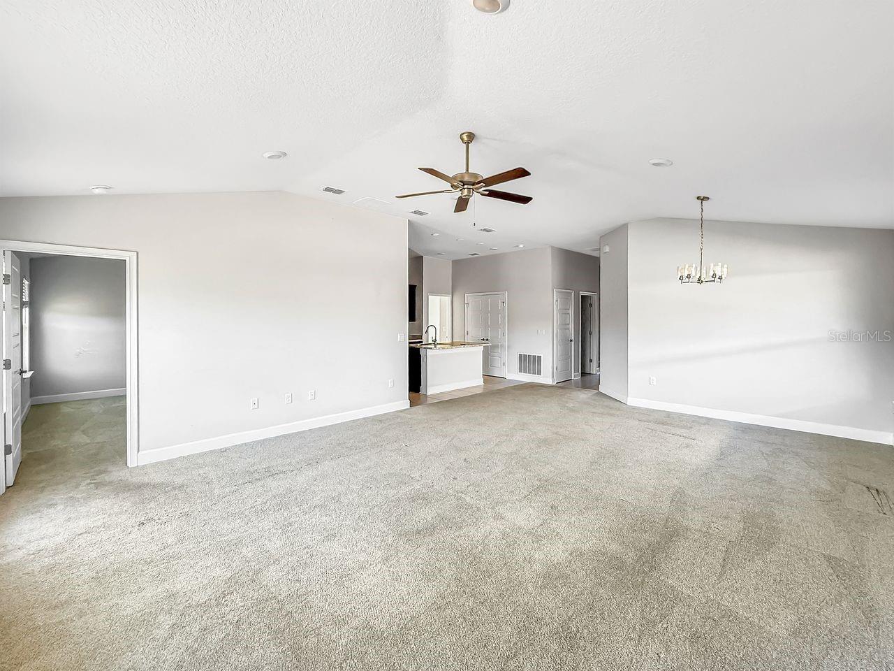 Image 10 of 24 For 100 Rivertown Road