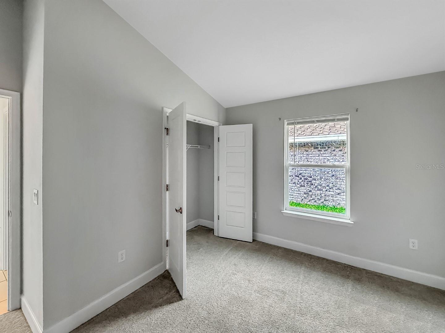 Image 17 of 24 For 100 Rivertown Road