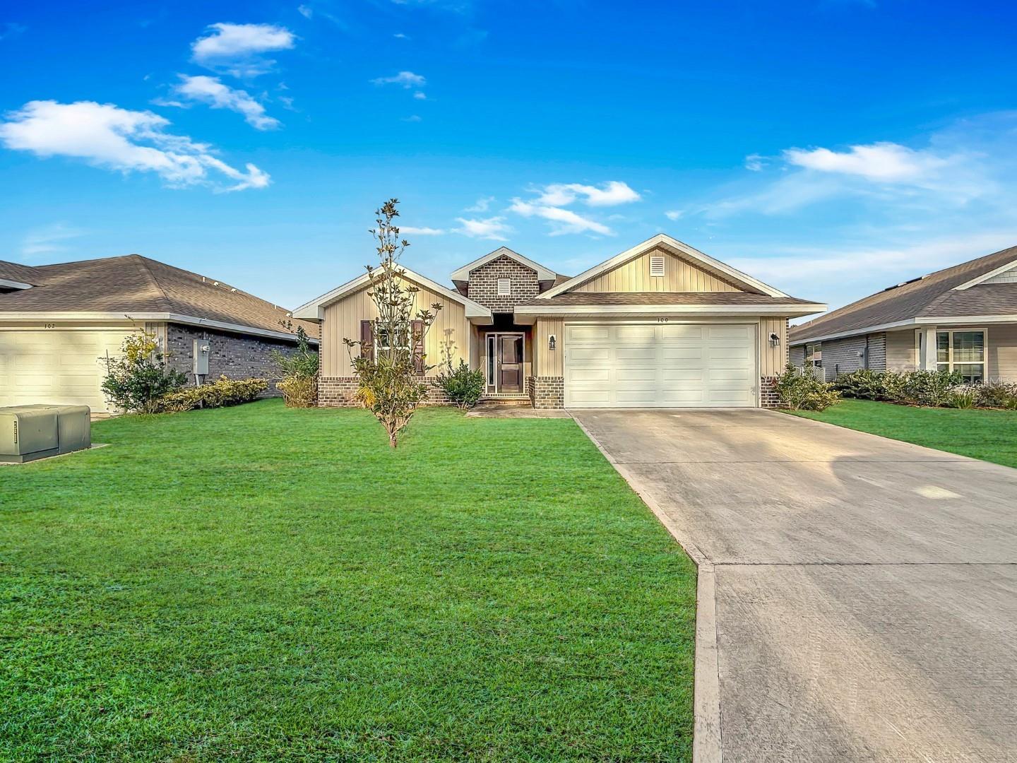 Image 3 of 24 For 100 Rivertown Road