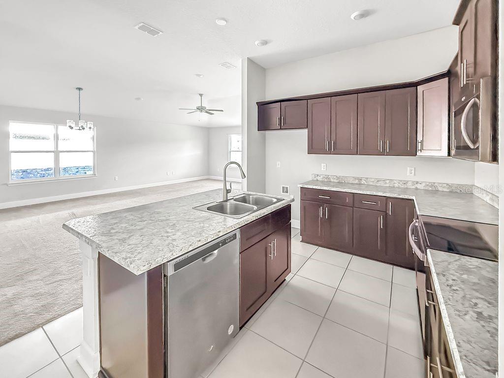 Image 6 of 24 For 100 Rivertown Road