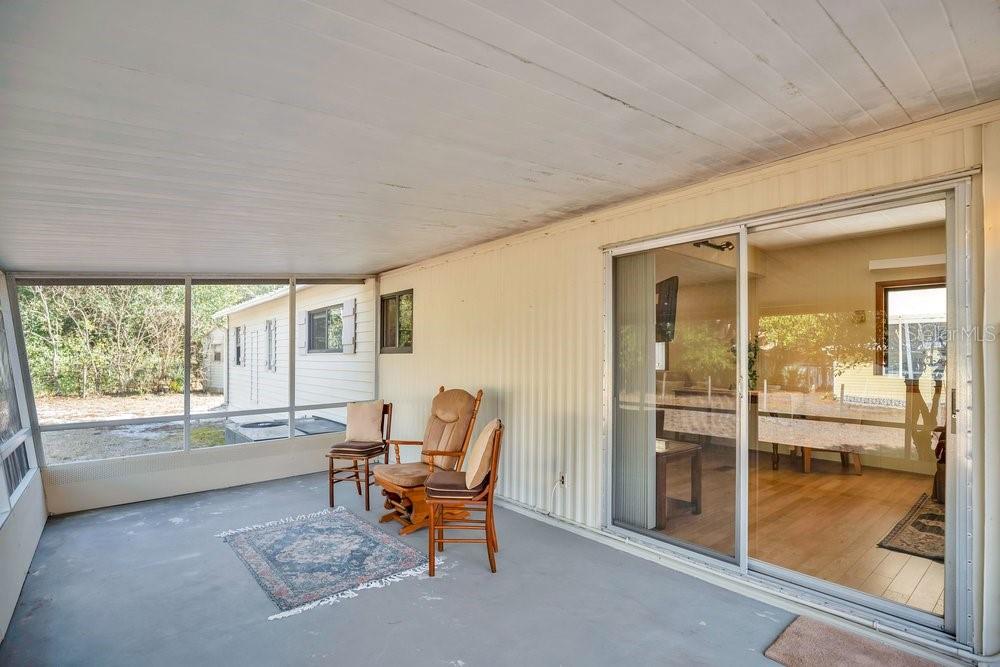 Image 24 of 43 For 6 Florence Boulevard