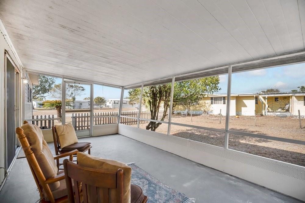 Image 26 of 43 For 6 Florence Boulevard