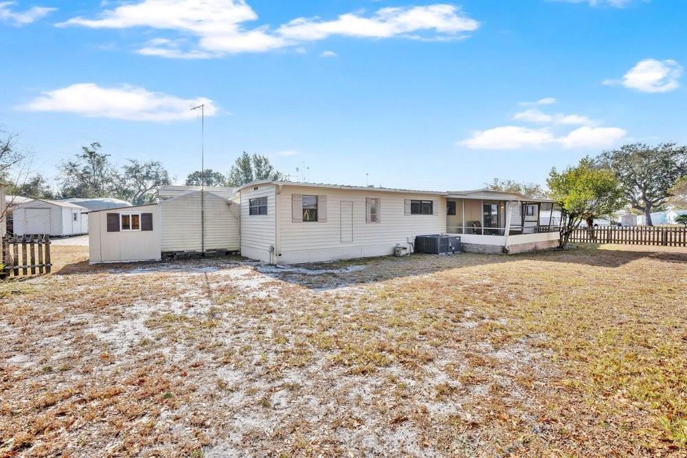 Image 28 of 43 For 6 Florence Boulevard