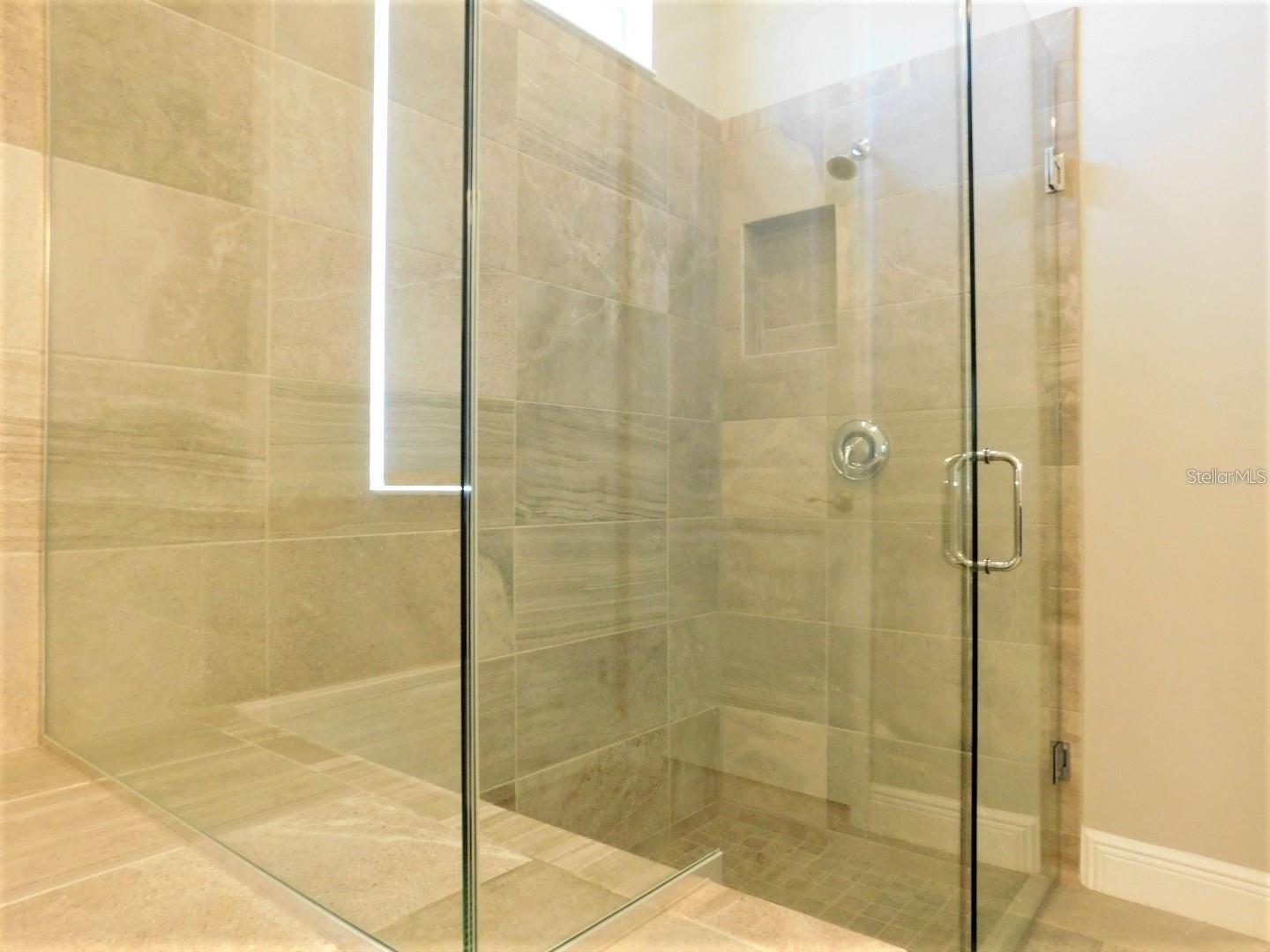 Image 26 of 50 For 15532 Sweet Orange Avenue