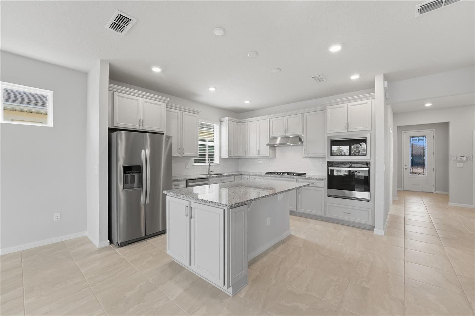 Image 11 of 73 For 6403 Shimmering Shores Lane