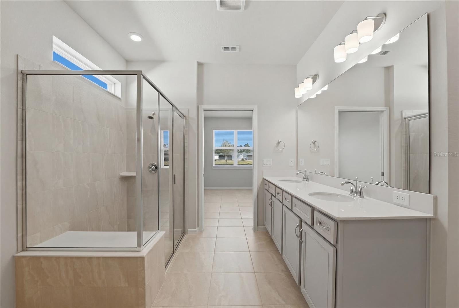 Image 26 of 73 For 6403 Shimmering Shores Lane