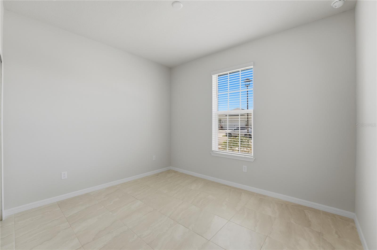 Image 28 of 73 For 6403 Shimmering Shores Lane