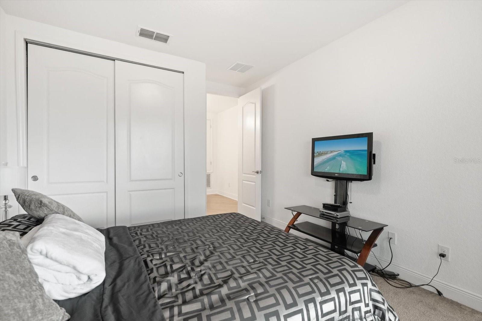 Image 28 of 43 For 10613 Belfry Circle