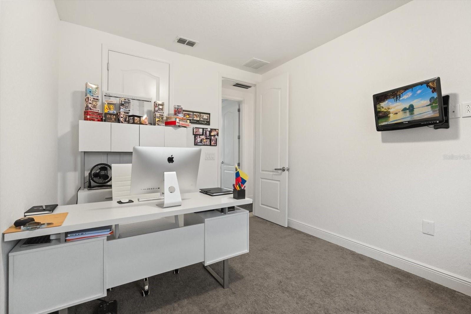 Image 32 of 43 For 10613 Belfry Circle