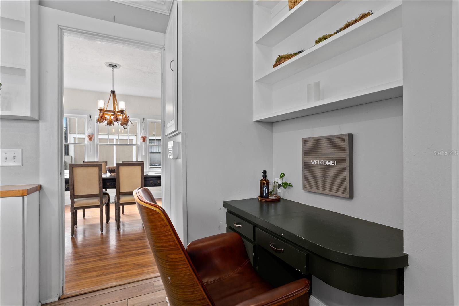 Image 32 of 54 For 210 Phillips Place