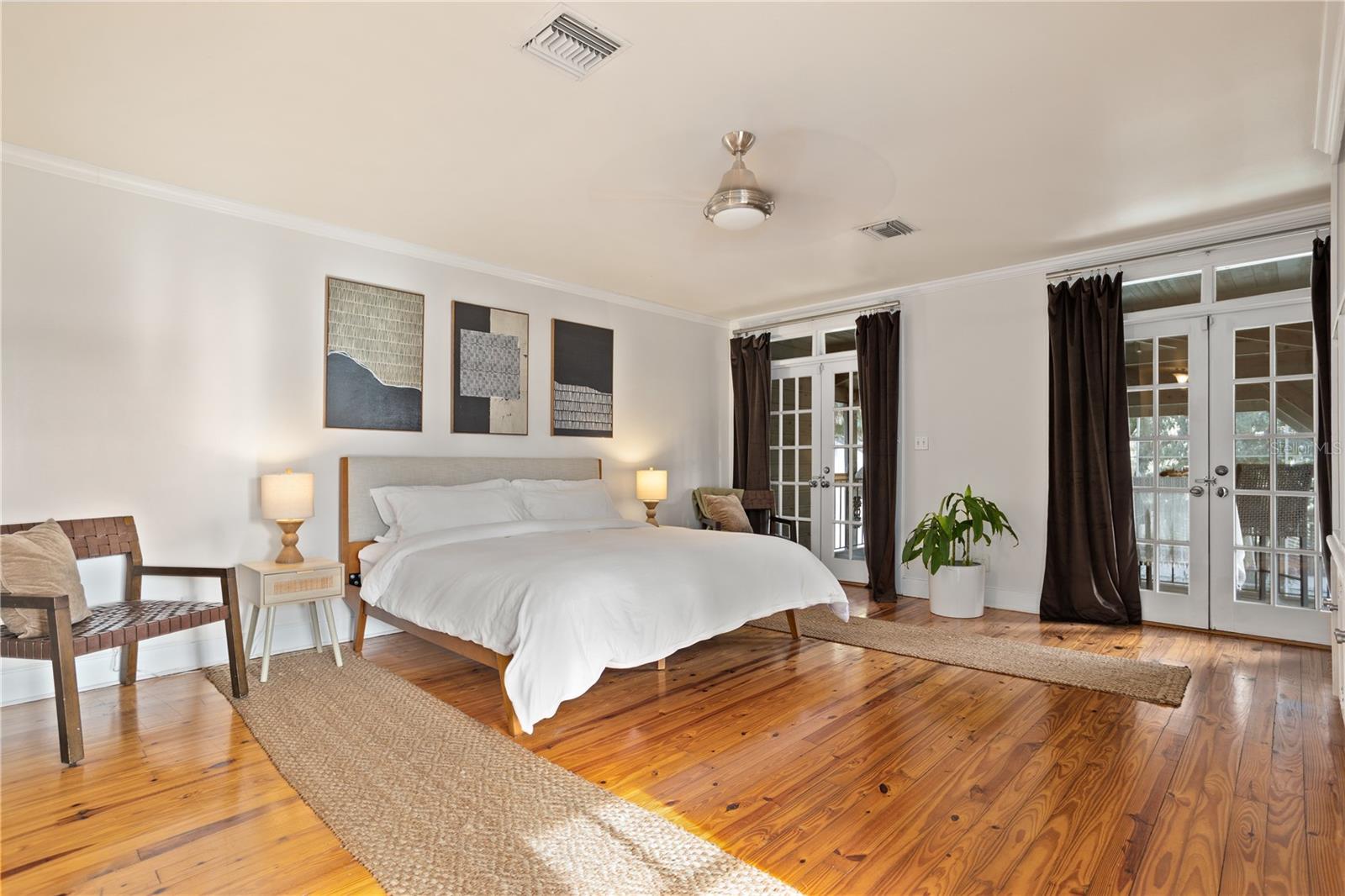 Image 43 of 54 For 210 Phillips Place