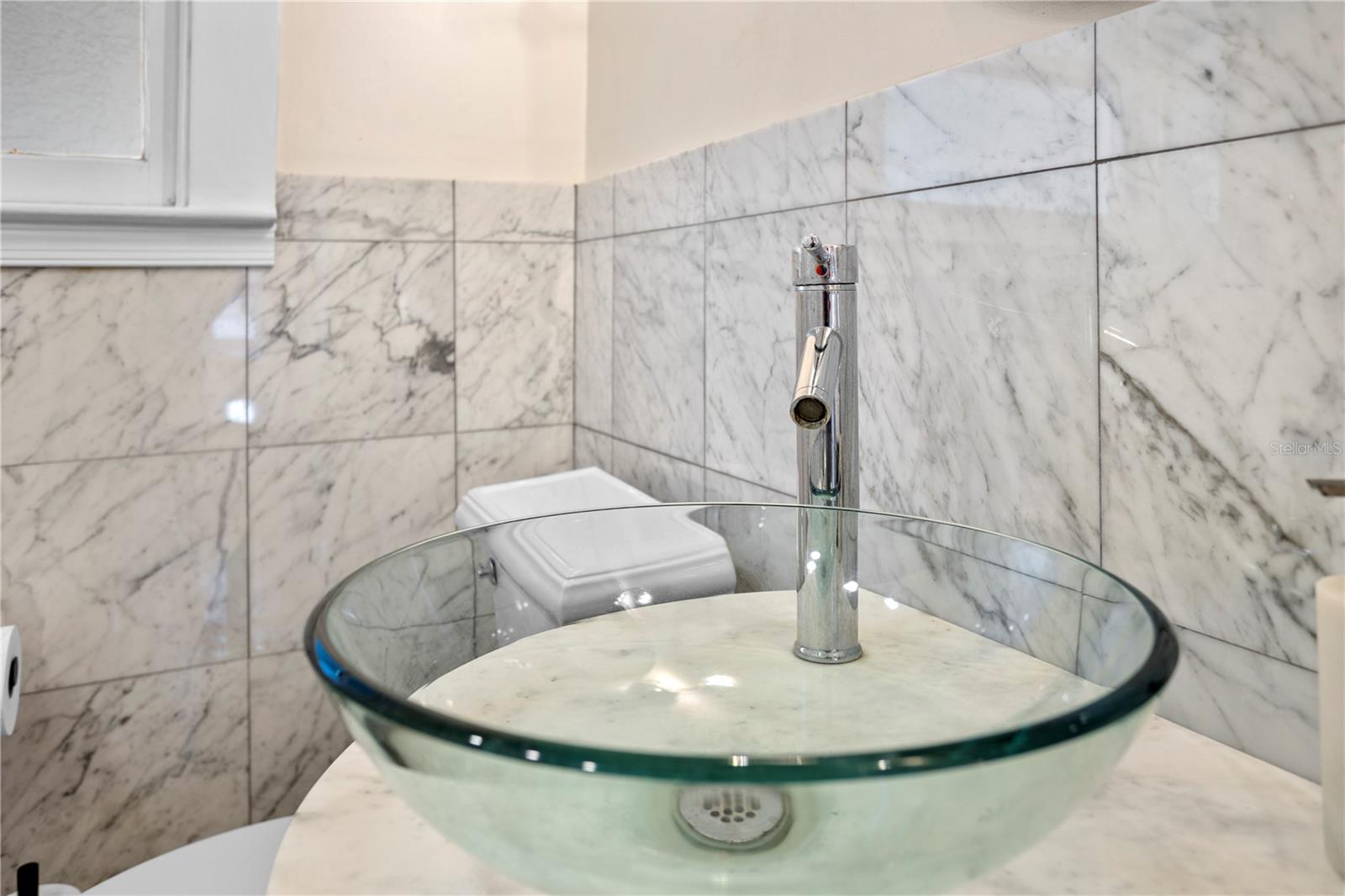 Image 52 of 54 For 210 Phillips Place