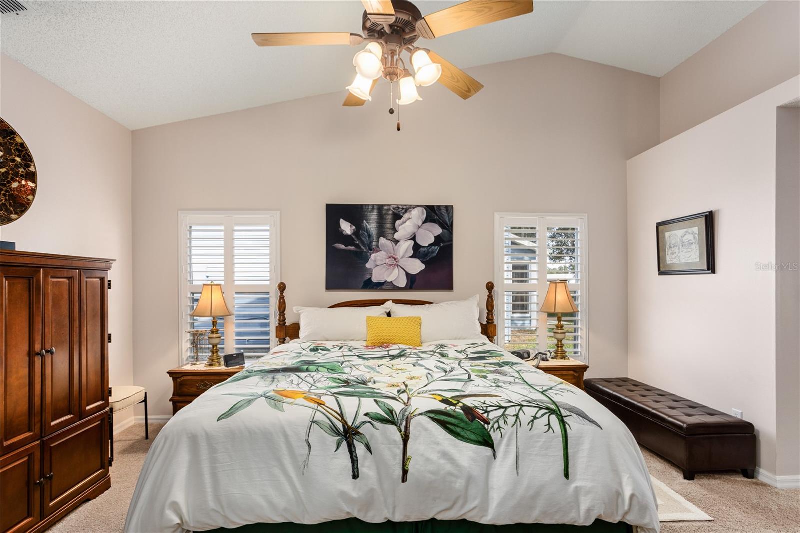 Image 20 of 47 For 25233 Lost Oak Circle