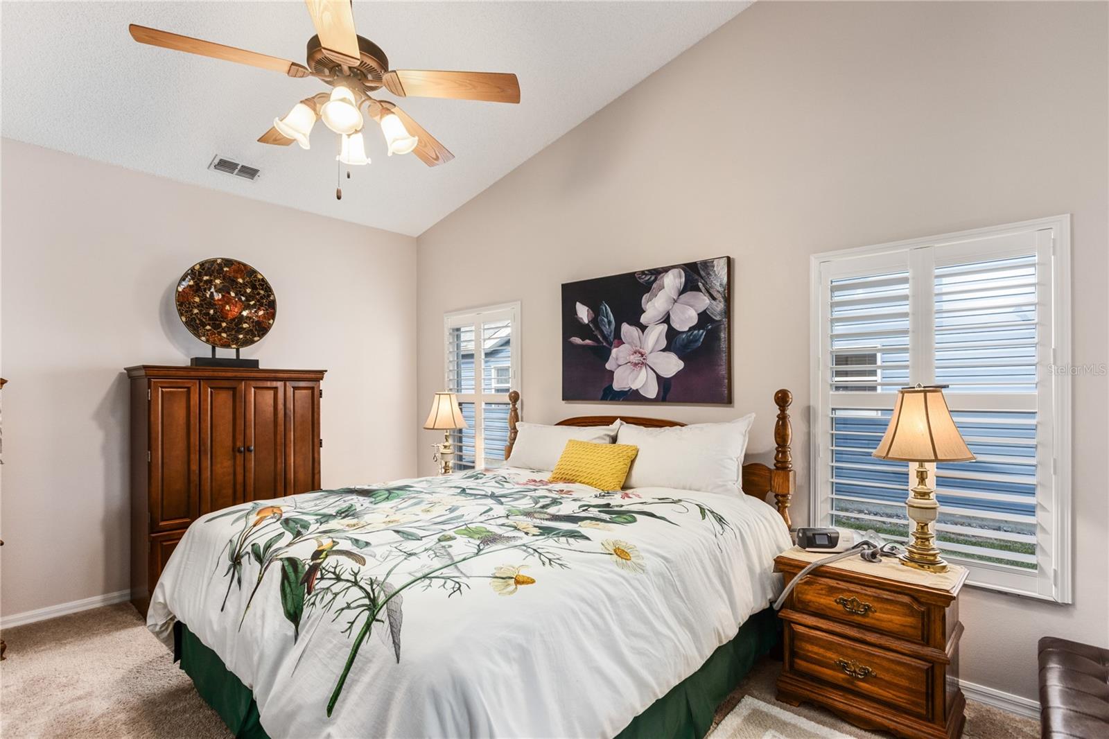 Image 22 of 47 For 25233 Lost Oak Circle