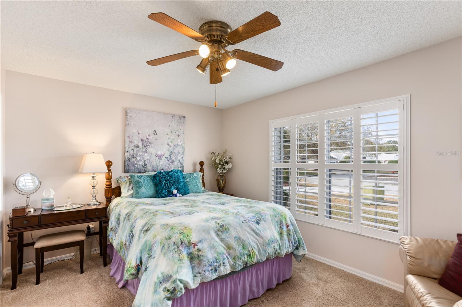 Image 26 of 47 For 25233 Lost Oak Circle