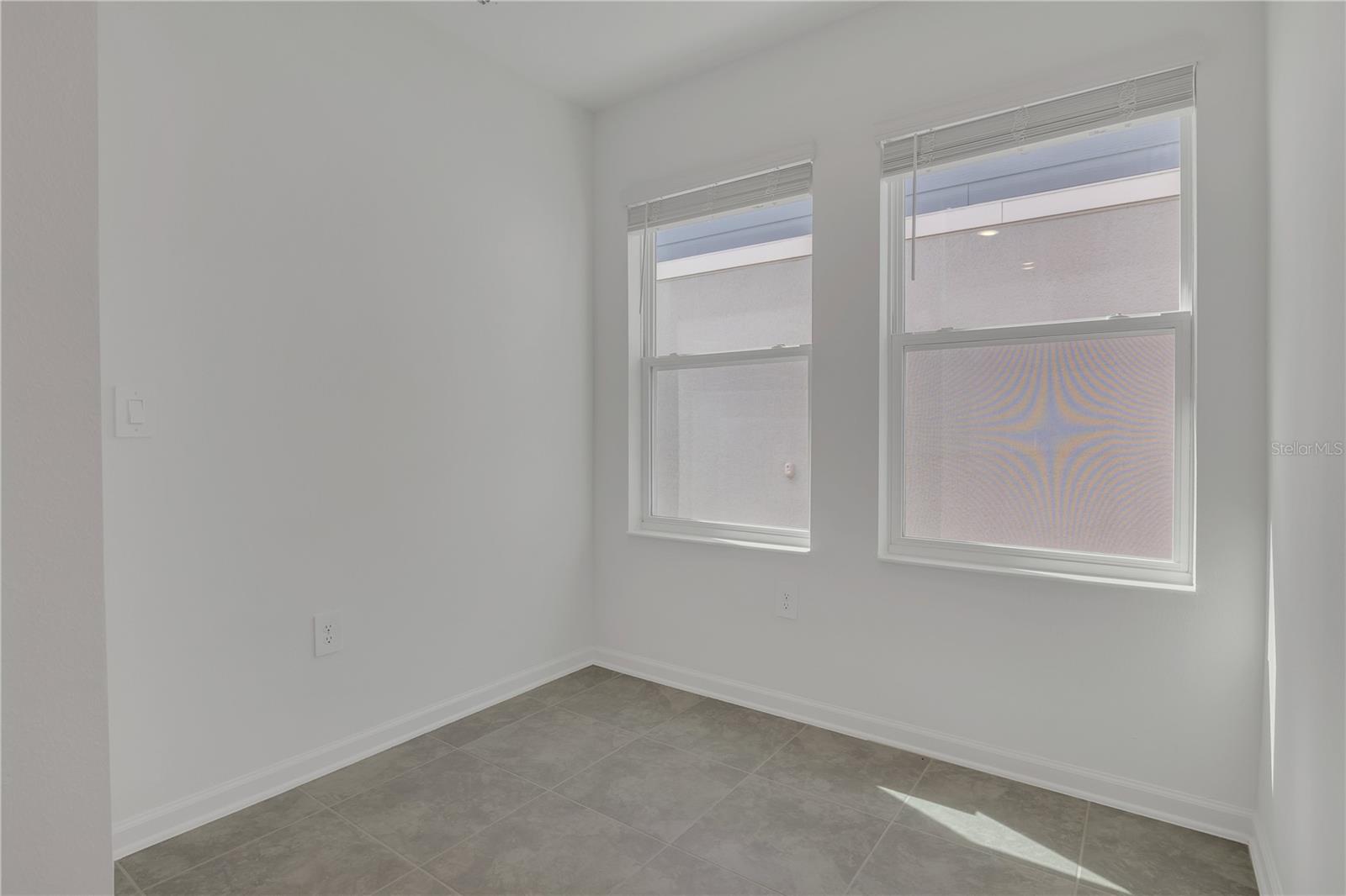 Image 15 of 44 For 2671 Armstrong Avenue A