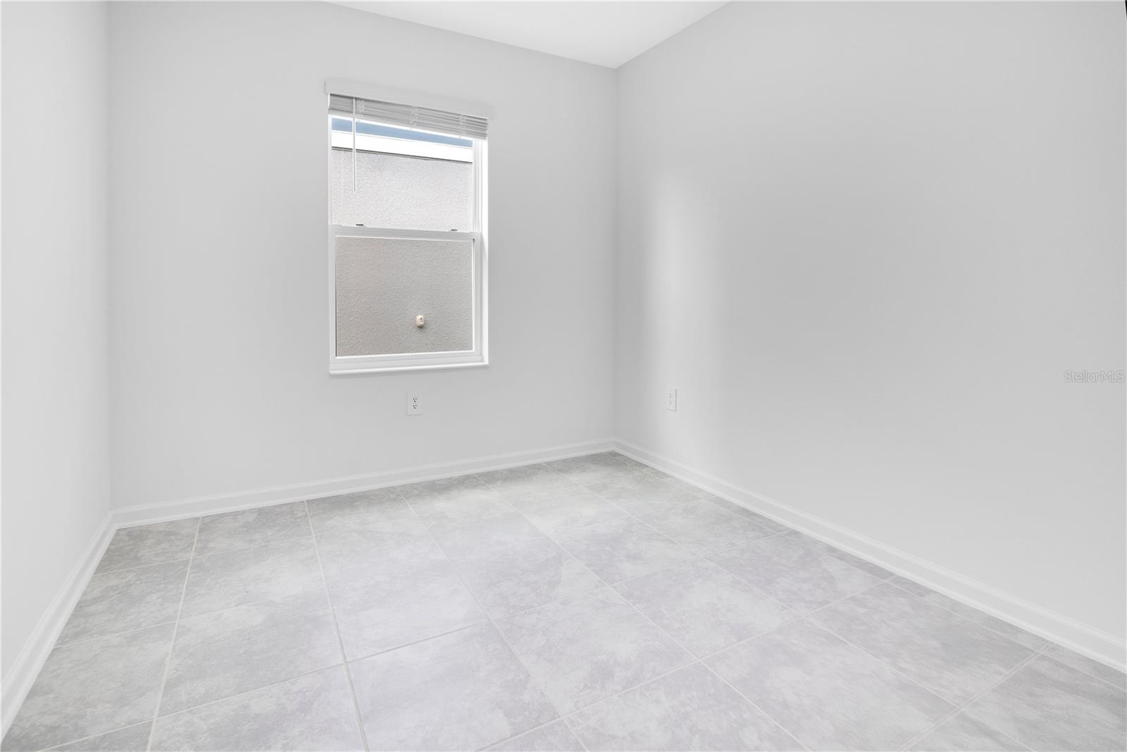 Image 27 of 44 For 2671 Armstrong Avenue A