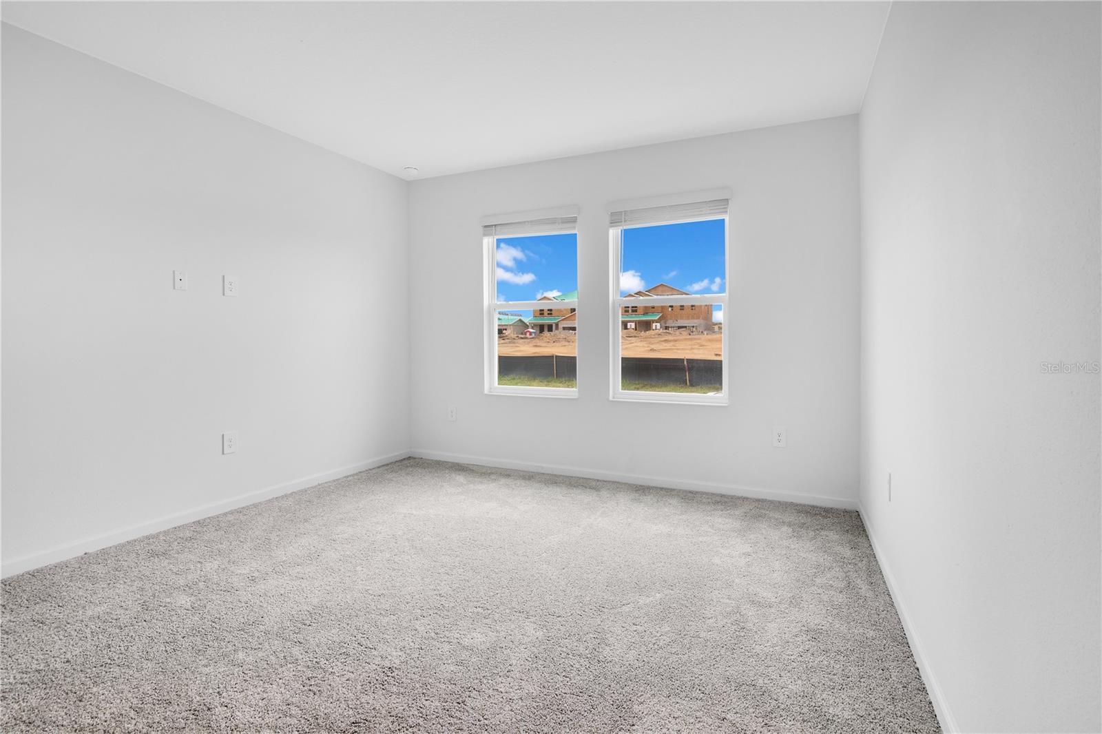 Image 29 of 44 For 2671 Armstrong Avenue A