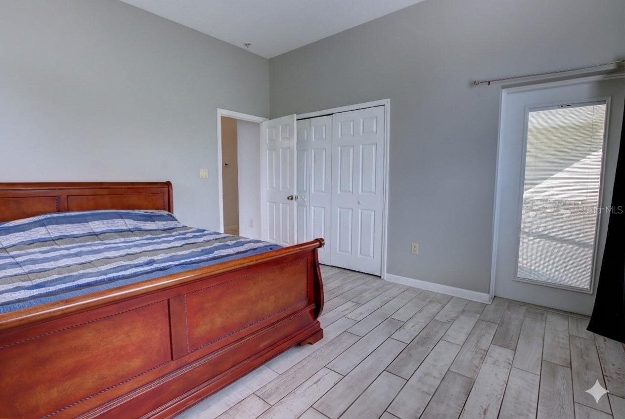 Image 27 of 39 For 3201 Site To See Avenue