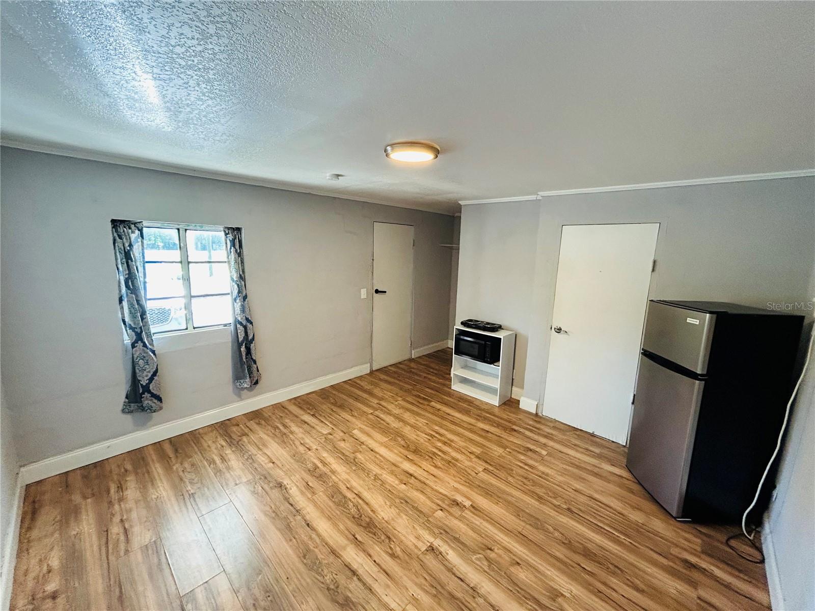 Image 3 of 5 For 553597 Us Highway 1  Unit 7