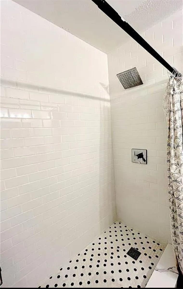 Image 15 of 21 For 1073 Hiawassee Road 1012